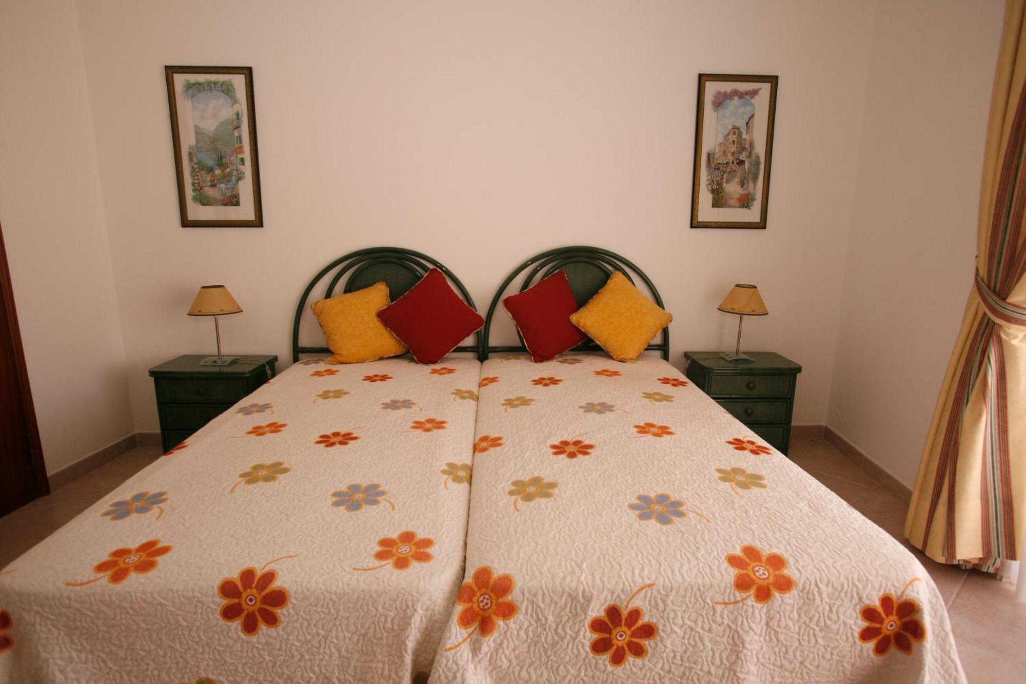 Apartamentos Coral Do Vau Portimão Buitenkant foto